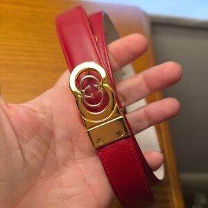 Gucci Women's Vintage Red Leather Belt (Size 70/28)